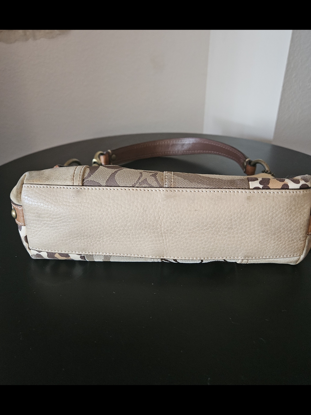 Vintage Coach Y2K Patchwork Neutral Leather Wristlet Shoulder Bag - tan - Picture 14 of 15